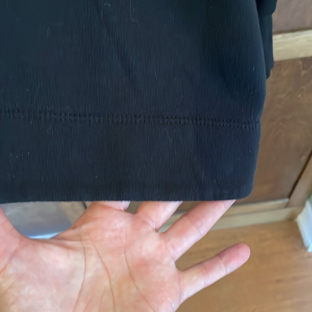 Old Navy Black Women's Sweatshirt - Picture 5 of 6